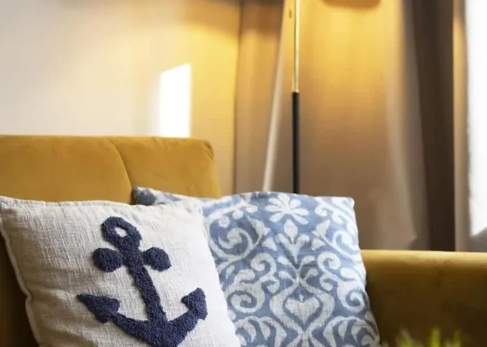 Cozy Beachside Falla By Elite Appartement *