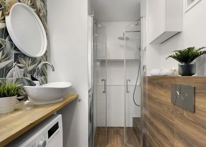 Cozy Beachside Falla By Elite